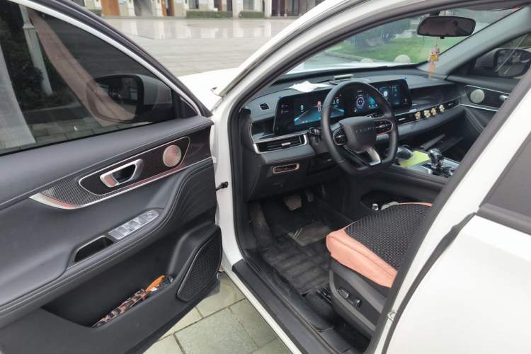 Used Chery Tiggo 7 PLUS 2023 Revised Version 1.6 TGDI DCT Prestige Edition Driver Seat
