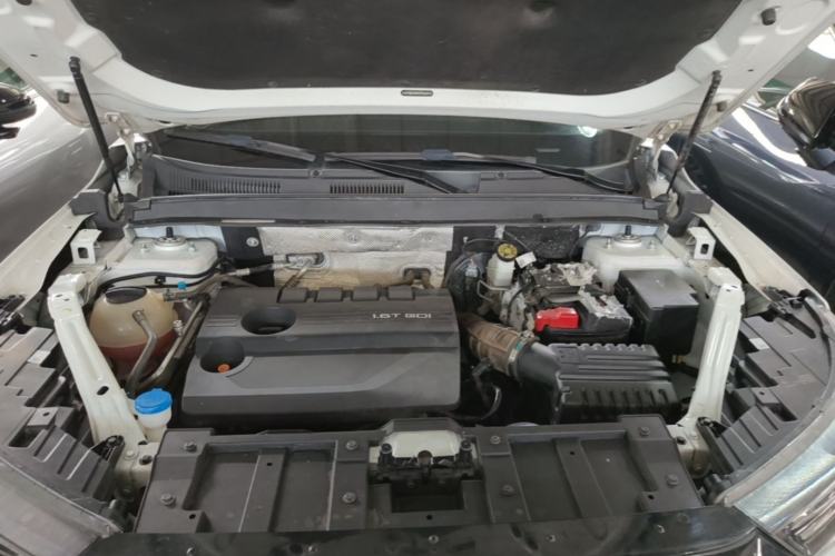 Used Chery Tiggo 7 PLUS 2023 Facelift 1.6 TGDI DCT Luxury Model Engine Bay