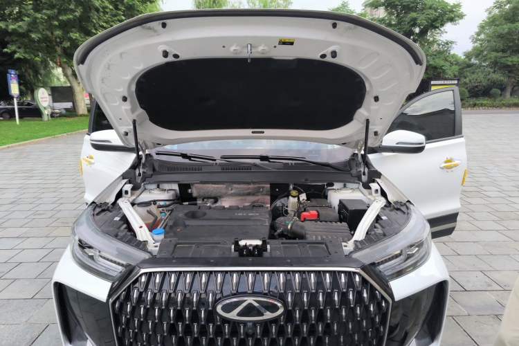 Used Chery Tiggo 7 PLUS 2023 Revised Version 1.6 TGDI DCT Prestige Edition Engine Bay