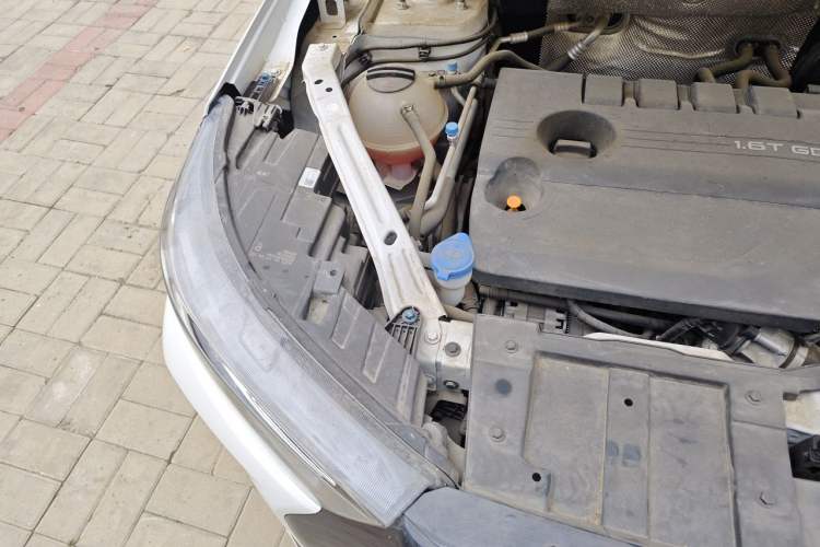 Used Chery Tiggo 7 PLUS 2023 Facelift 1.6 TGDI DCT Luxury Model Engine Bay Right
