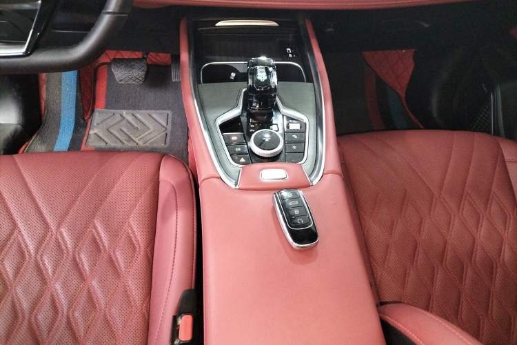 Used Chery Tiggo 7 PLUS 2023 Facelift 1.6 TGDI DCT Luxury Model Gear Lever