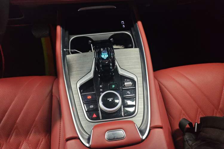 Used Chery Tiggo 7 PLUS 2023 Facelift 1.6 TGDI DCT Luxury Model Gear Lever