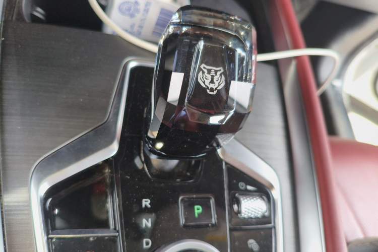 Used Chery Tiggo 7 PLUS 2023 1.6 TGDI DCT Prestige Edition Gear Lever