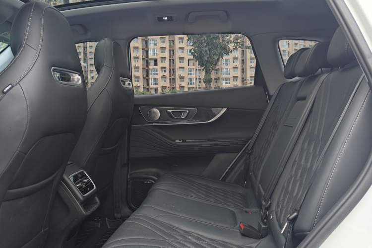 Used Chery Tiggo 7 PLUS 2023 1.6 TGDI DCT Luxury Model Interior 2