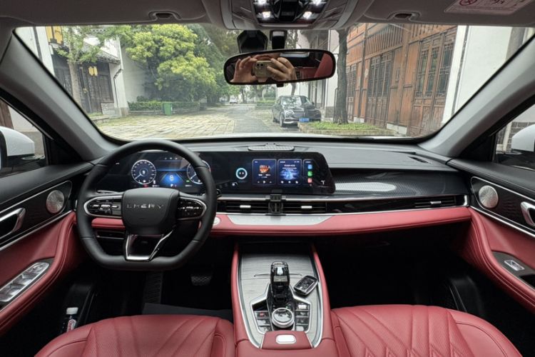 Used Chery Tiggo 7 PLUS 2023 Champion Edition 1.5 TCI CVT Extraordinary Version Interior 3