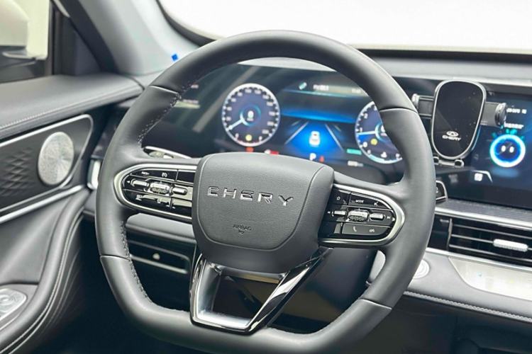 Used Chery Tiggo 7 PLUS 2023 Champion Edition 1.6 TGDI DCT Extraordinary Version Interior 7