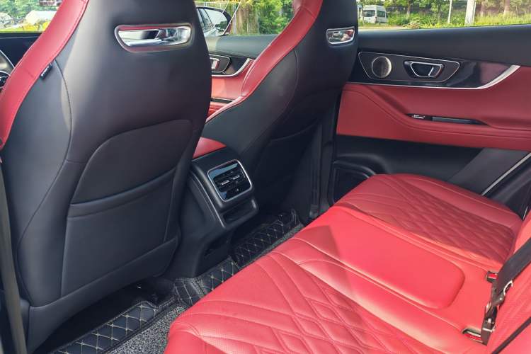 Used Chery Tiggo 7 PLUS 2023 Champion Edition 1.6 TGDI DCT Extraordinary Version Interior 9