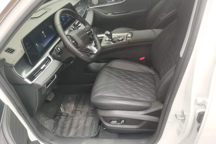 Used Chery Tiggo 7 PLUS 2023 Facelift 1.6 TGDI DCT Luxury Model Left Front Seat
