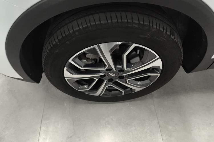 Used Chery Tiggo 7 PLUS 2023 Facelift 1.6 TGDI DCT Luxury Model Left Front Wheel Hub