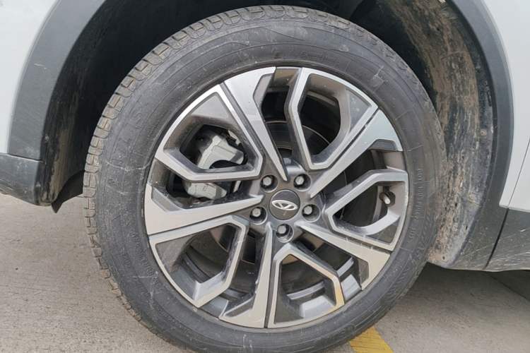 Used Chery Tiggo 7 PLUS 2023 Champion Edition 1.5 TCI CVT Extraordinary Version Left Front Wheel Hub