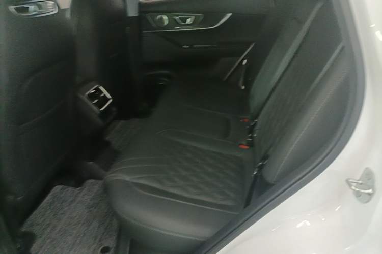Used Chery Tiggo 7 PLUS 2023 Revised Version 1.6 TGDI DCT Prestige Edition Left Rear Seat