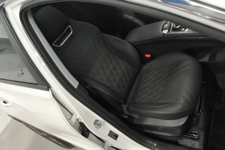 Used Chery Tiggo 7 PLUS 2023 Facelift 1.6 TGDI DCT Luxury Model Right Front Seat
