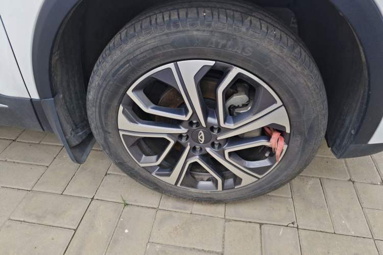 Used Chery Tiggo 7 PLUS 2023 Facelift 1.6 TGDI DCT Luxury Model Right Front Wheel Hub