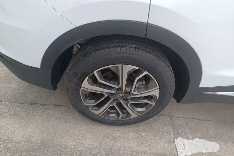 Used Chery Tiggo 7 PLUS 2023 Champion Edition 1.6 TGDI DCT Extraordinary Version Right Rear Wheel Hub
