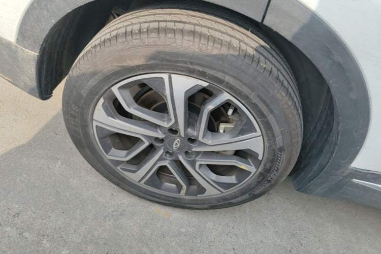 Used Chery Tiggo 7 PLUS 2023 Champion Edition 1.5TGDI DCT Prestige Model Right Rear Wheel Hub