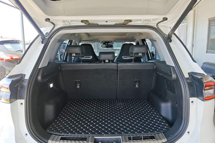 Used Chery Tiggo 7 PLUS 2023 Champion Edition 1.5 TCI CVT Extraordinary Version Trunk