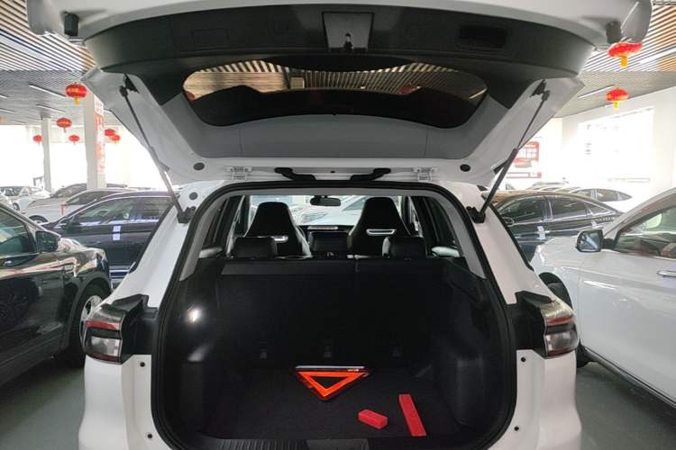 Used Chery Tiggo 7 PLUS 2023 Champion Edition 1.5TGDI DCT Prestige Model Trunk