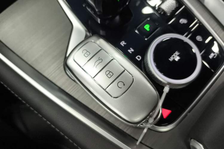 Used Chery Tiggo 7 PLUS 2023 Facelift 1.6 TGDI DCT Luxury Model Vehicle Key