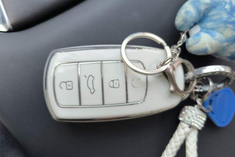 Used Chery Tiggo 7 PLUS 2023 Revised Version 1.6 TGDI DCT Prestige Edition Vehicle Key