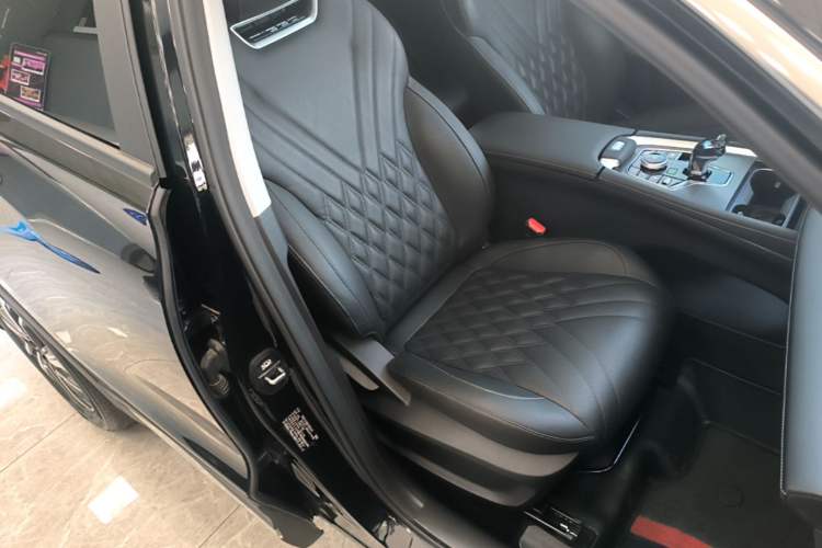 Used Chery Tiggo 7 PLUS 2025 1.6 TGDI DCT Prestige Version Right Front Seat
