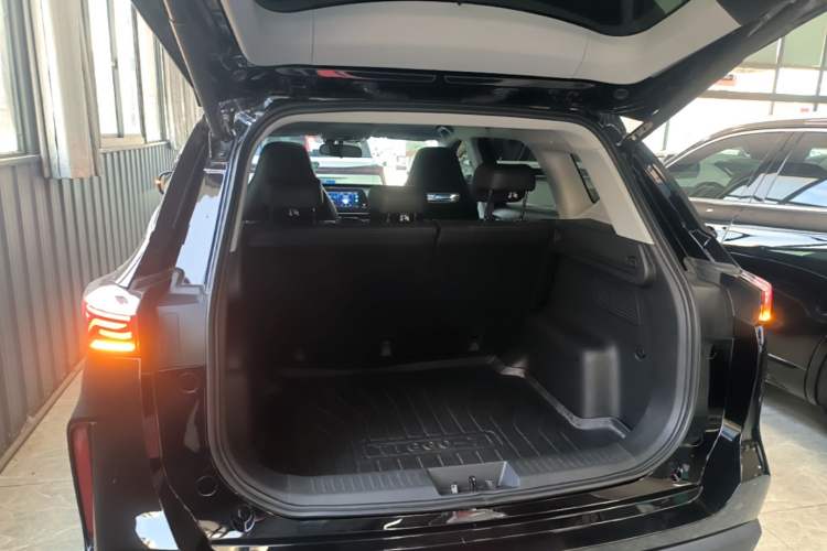 Used Chery Tiggo 7 PLUS 2025 1.6 TGDI DCT Prestige Version Trunk
