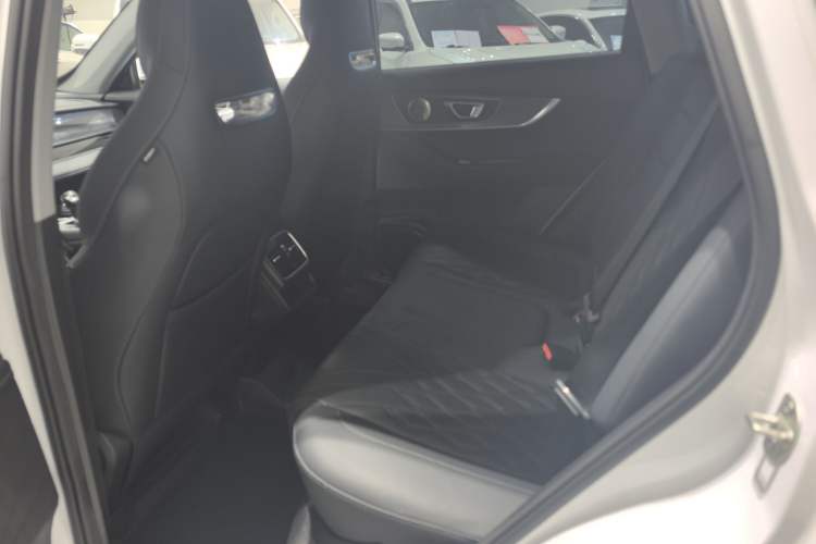 Used Chery Tiggo 7 PLUS 2025 Model 1.5T CVT Prestige Interior 5