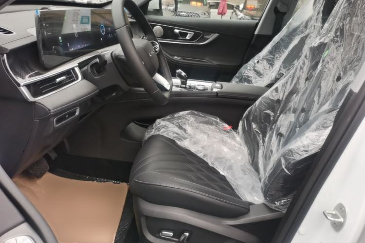 Used Chery Tiggo 7 PLUS 2025 1.6 TGDI DCT Luxury Version Left Front Seat