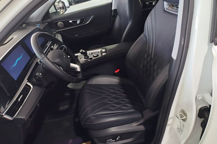 Used Chery Tiggo 7 PLUS 2025 1.6 TGDI DCT Luxury Version Left Front Seat