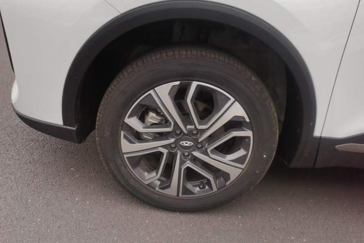 Used Chery Tiggo 7 PLUS 2025 1.6 TGDI DCT Luxury Version Left Front Wheel Hub