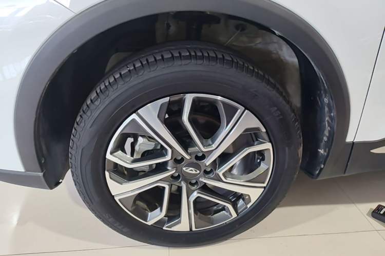 Used Chery Tiggo 7 PLUS 2025 1.6 TGDI DCT Luxury Version Left Front Wheel Hub