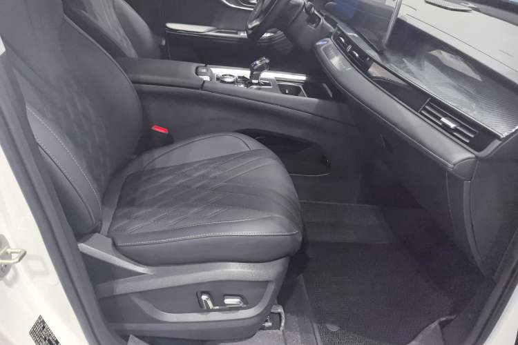 Used Chery Tiggo 7 PLUS 2025 Model 1.5T CVT Prestige Right Front Seat
