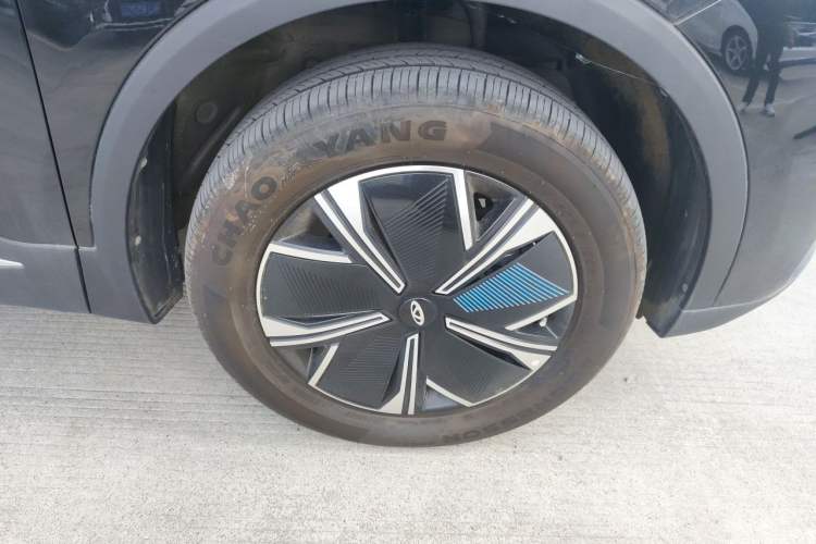 Used Chery Tiggo 7 PLUS New Energy 2023 Champion Edition 1.5T 100KM Speedy Version Right Front Wheel Hub