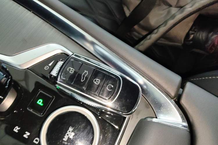 Used Chery Tiggo 7 PLUS New Energy 2023 Champion Edition 1.5T 100KM Speedy Version Vehicle Key