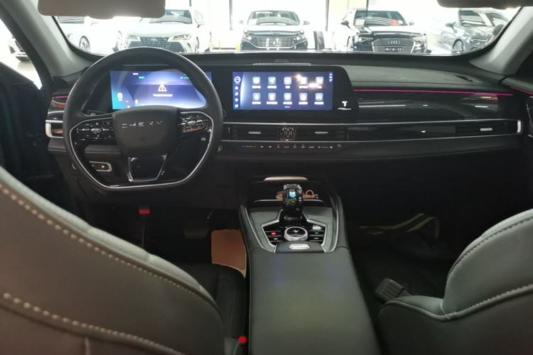 Used Chery Tiggo 7 PLUS New Energy 2023 Champion Edition 1.5T 100KM Speedy Version Center Console