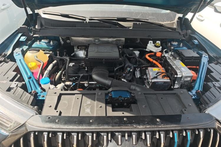 Used Chery Tiggo 7 PLUS New Energy 2023 1.5T ZhiShang Trim Engine Bay