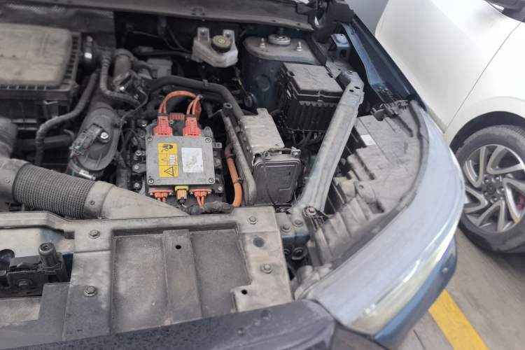 Used Chery Tiggo 7 PLUS New Energy 2023 1.5T Zhiyuan Trim Engine Bay Left