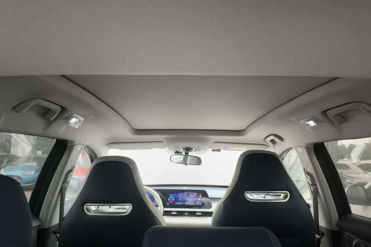 Used Chery Tiggo 7 PLUS New Energy 2023 1.5T ZhiShang Trim Headliner