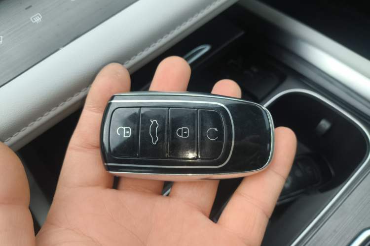 Used Chery Tiggo 7 PLUS New Energy 2023 1.5T ZhiShang Trim Interior 1
