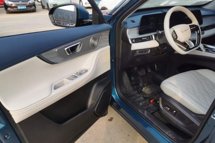 Used Chery Tiggo 7 PLUS New Energy 2023 1.5T Zhiyuan Trim Interior 3