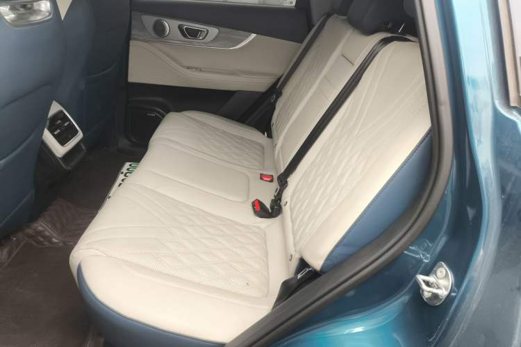 Used Chery Tiggo 7 PLUS New Energy 2023 1.5T ZhiShang Trim Interior 4