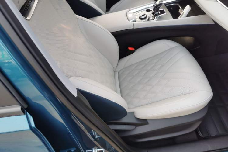 Used Chery Tiggo 7 PLUS New Energy 2023 1.5T Zhiyuan Trim Right Front Seat
