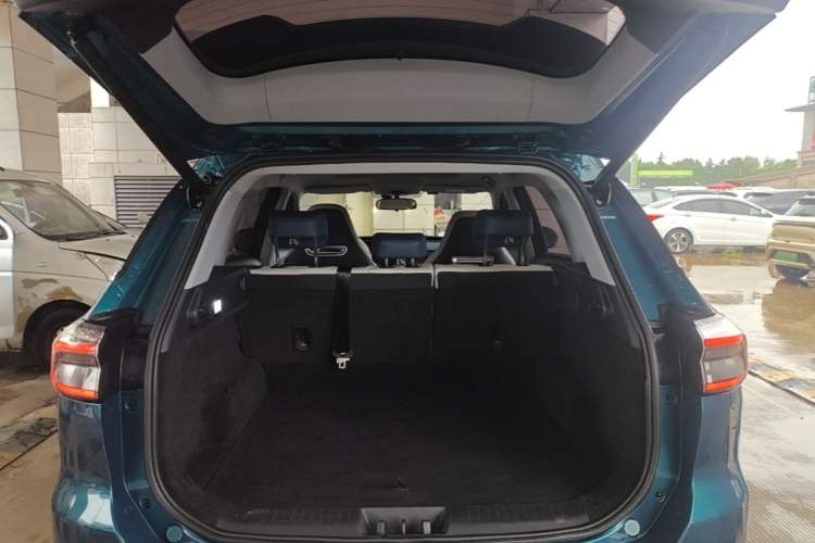 Used Chery Tiggo 7 PLUS New Energy 2023 1.5T ZhiShang Trim Trunk