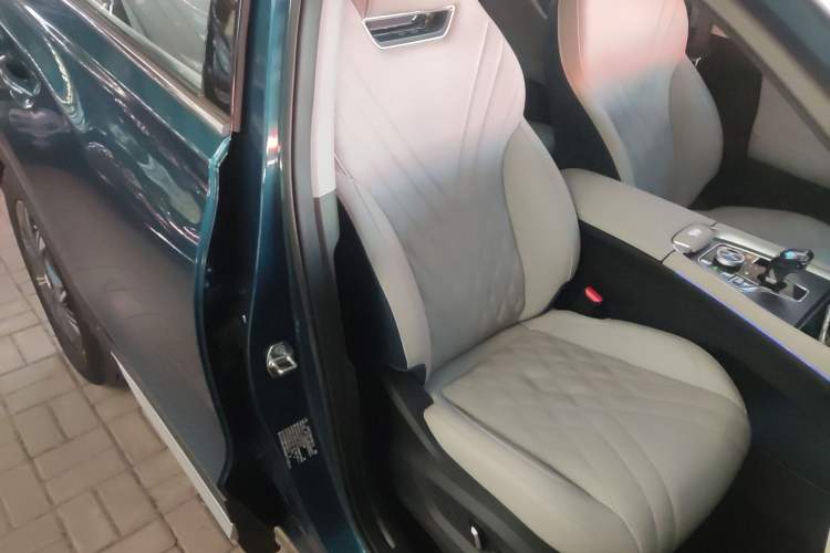 Used Chery Tiggo 7 PLUS New Energy 2023 1.5T Zhiyuan Trim Right Front Seat