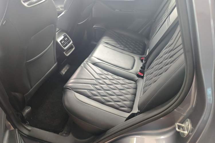 Used Chery Tiggo 7 PLUS New Energy 2023 Champion Edition 1.5T 100KM Speedy Version Left Rear Seat