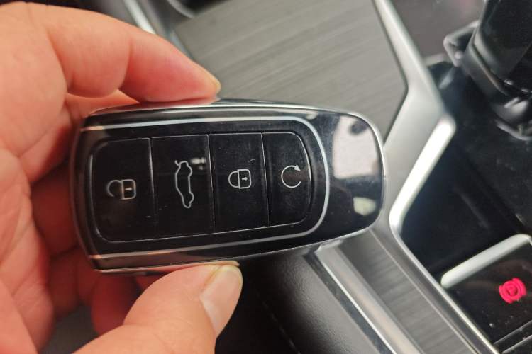 Used Chery Tiggo 7 PLUS New Energy 2023 Champion Edition 1.5T 100KM Speedy Version Vehicle Key