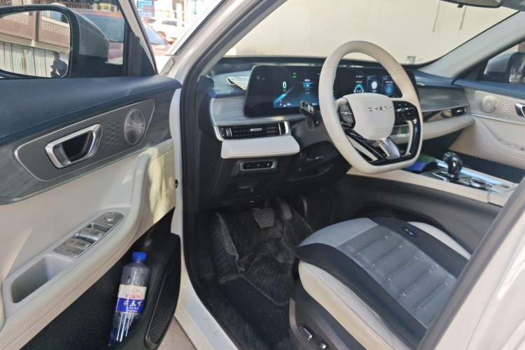 Used Chery Tiggo 7 PLUS New Energy 2023 1.5T ZhiShang Trim Driver Seat