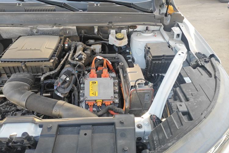 Used Chery Tiggo 7 PLUS New Energy 2023 Champion Edition 1.5T 100KM Speedy Version Engine Bay Left
