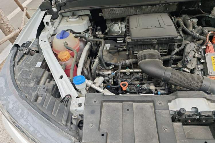 Used Chery Tiggo 7 PLUS New Energy 2023 Champion Edition 1.5T 100KM Speedy Version Engine Bay Right