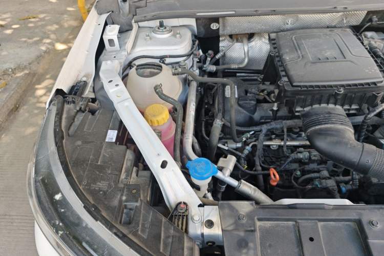 Used Chery Tiggo 7 PLUS New Energy 2023 1.5T ZhiShang Trim Engine Bay Right