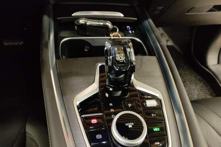 Used Chery Tiggo 7 PLUS New Energy 2023 Champion Edition 1.5T 100KM Speedy Version Gear Lever